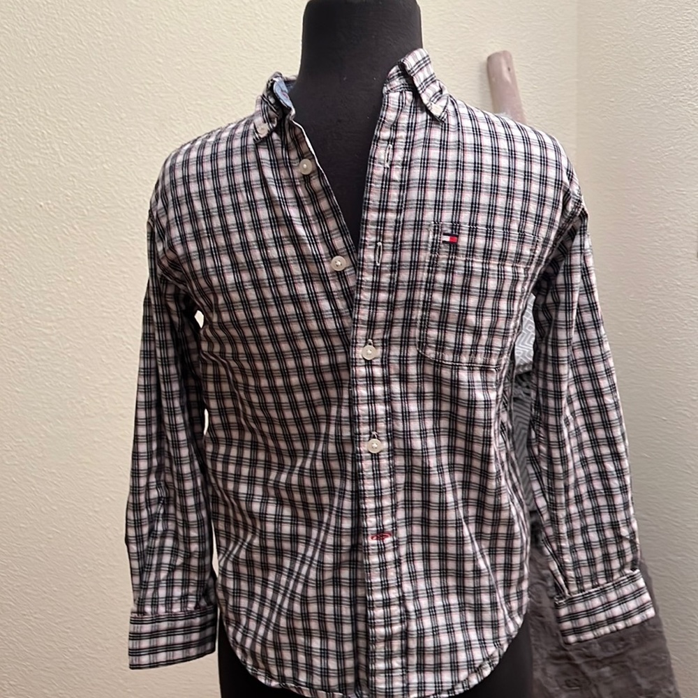Button down TOMMY HILFIGER shirt Size S/P